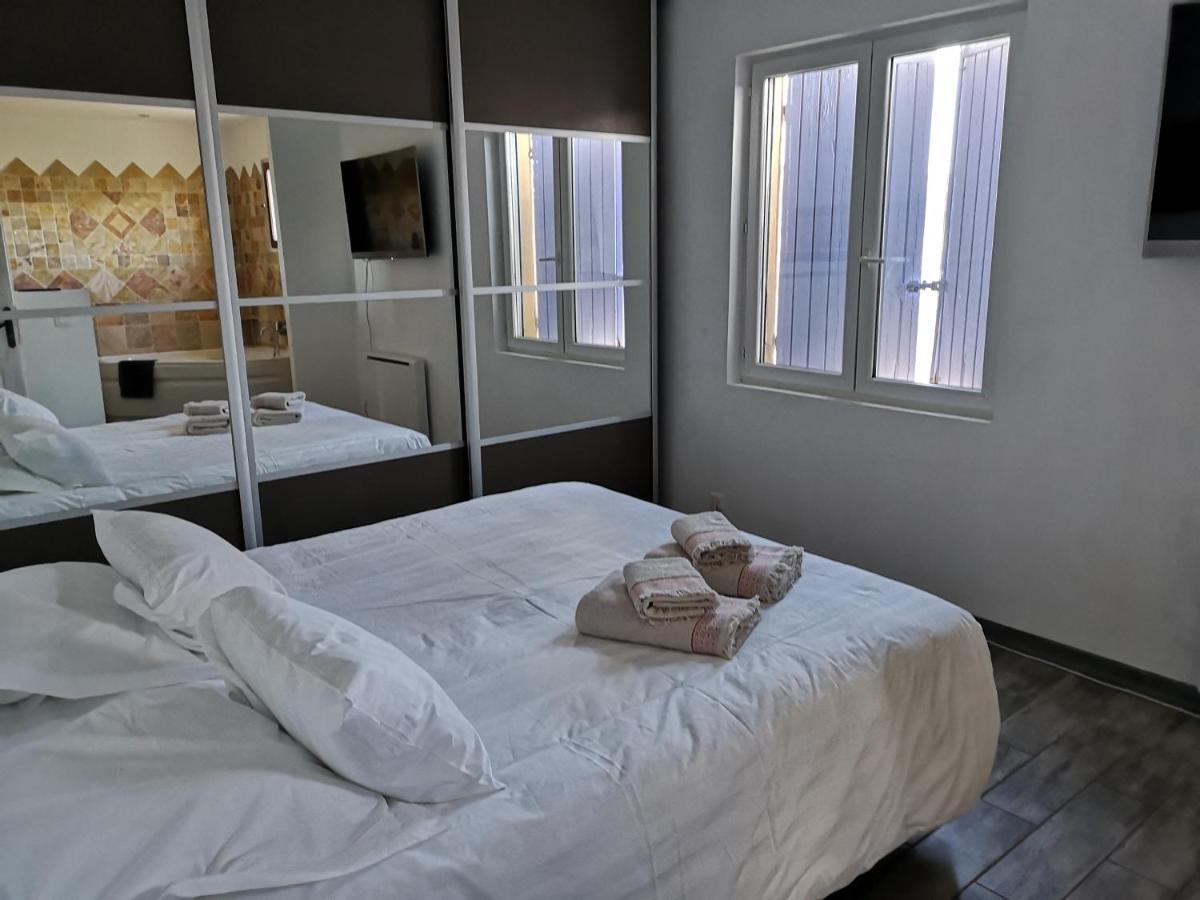 La Casa Villa Ongles Bagian luar foto